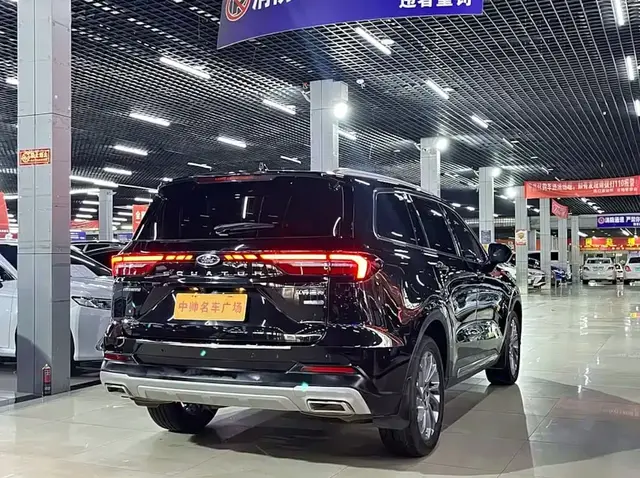 FORD EQUATOR ECOBOOST 225 PREMIUM 7-SEATER (КОМПОНОВКА 2/2/3) 2023