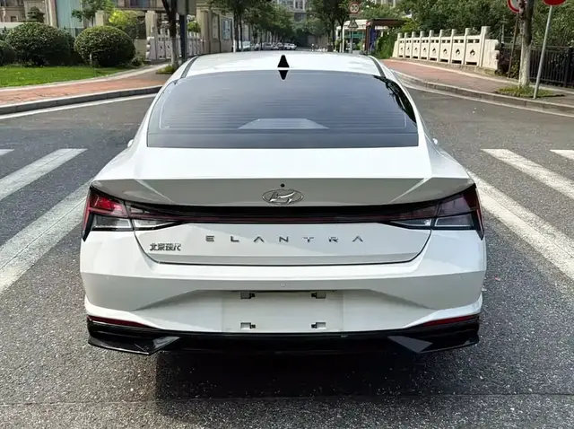 HYUNDAI ELANTRA 1.5L CVT LUX PREMIUM EDITION 2022