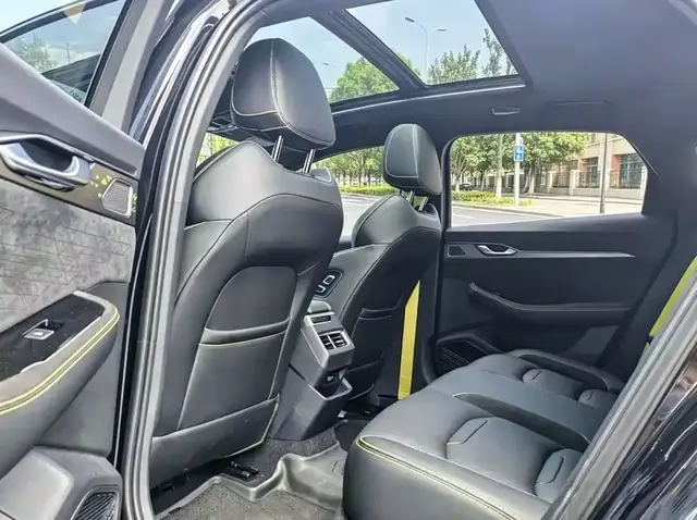 GEELY XINGRUI 2.0TD ONLY AVAILABLE IN LIGHT GREEN EDITION 2022