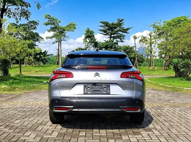 CITROEN C5 X VERSAILLES 1.6T A POWERFUL START TO THE YEAR OF THE TIGER EDITION 2023