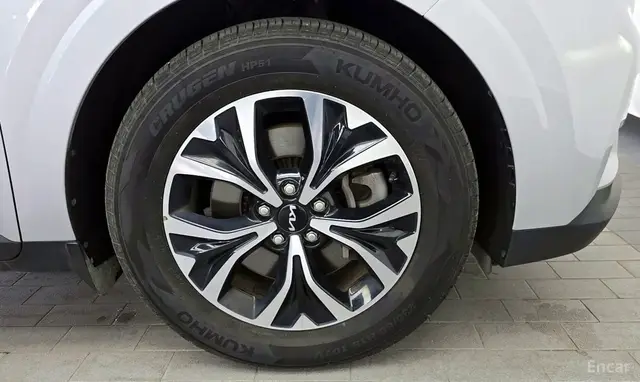 KIA CARNIVAL 2.2 VGT 11-SEATER PRESTIGE 2022