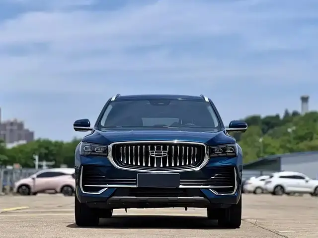 GEELY MONJARO 2.0TD HIGH-POWER AUTOMATIC TWO-WHEEL DRIVE FLAGSHIP EDITION (ФЛАГМАН) 2023