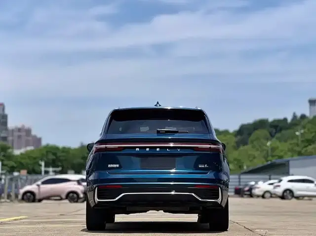 GEELY MONJARO 2.0TD HIGH-POWER AUTOMATIC TWO-WHEEL DRIVE FLAGSHIP EDITION (ФЛАГМАН) 2023