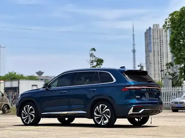 GEELY MONJARO 2.0TD HIGH-POWER AUTOMATIC TWO-WHEEL DRIVE FLAGSHIP EDITION (ФЛАГМАН) 2023