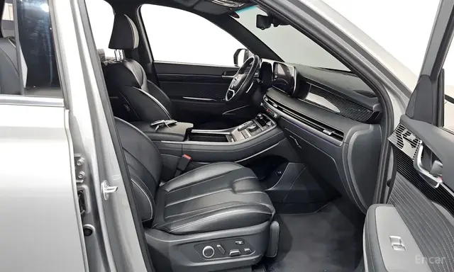 HYUNDAI THE PALISADE VIP VIP (ТОПОВОЕ ИСПОЛНЕНИЕ С РАЗДЕЛЬНЫМИ КАПИТАНСКИМИ КРЕСЛАМИ) 2023