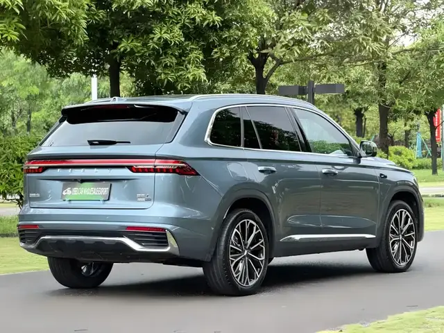 GEELY MONJARO ORIENTAL RADIANCE MOON GAZING EDITION (ЛИМИТИРОВАННЫЙ ФЛАГМАН НА ПОЛНОМ ПРИВОДЕ) 2025