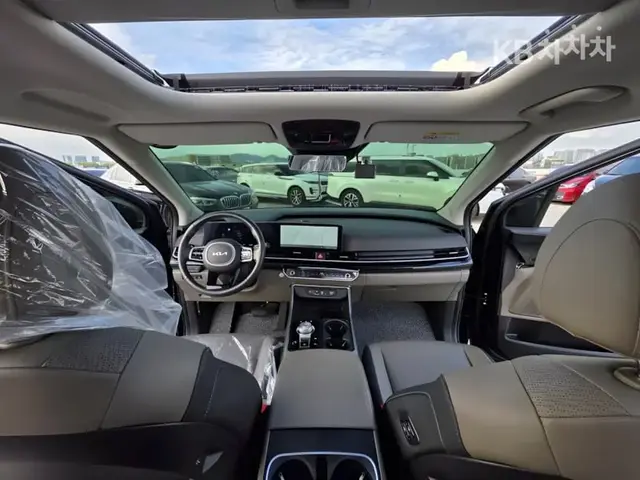 KIA THE CARNIVAL SIGNATURE + ВСЕ КЛЮЧЕВЫЕ ДОП. ПАКЕТЫ (STYLE MONITORING PACK SMART CONNECT DUAL SUNROOF) 2024
