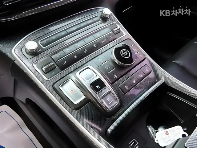 HYUNDAI SANTA FE PREMIUM + ЗАВОДСКИЕ ПАКЕТЫ (PLATINUM I MULTIMEDIA NAVI PLUS) 2021