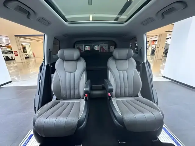 FORD EQUATOR PREMIUM 7-SEATER (2/2/3 SEATS) 2023
