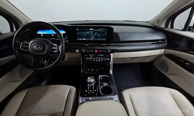 KIA CARNIVAL HIGH LIMOUSINE (СПЕЦИАЛЬНАЯ СЕРИЯ С ВЫСОКОЙ КРЫШЕЙ И VIP-ОСНАЩЕНИЕМ) 2021