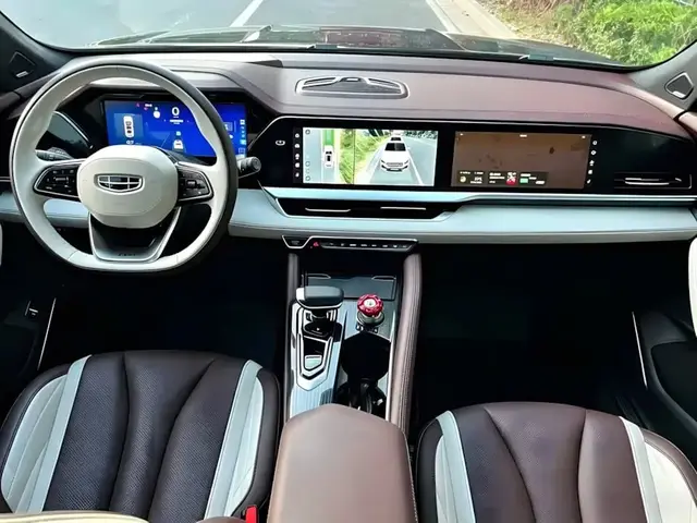 GEELY MONJARO SKY EDITION (БОГАТОЕ ОСНАЩЕНИЕ) 2023
