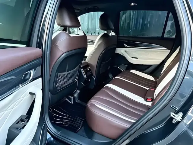 GEELY MONJARO SKY EDITION (БОГАТОЕ ОСНАЩЕНИЕ) 2023