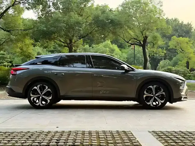 CITROEN C5 X 1.6T AT VERSAILLES (СПЕЦИАЛЬНАЯ СЕРИЯ YEAR OF THE TIGER EDITION) 2022