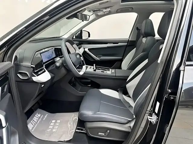 GEELY BOYUE L 1.5TD DCT DRAGON EDITION 2025