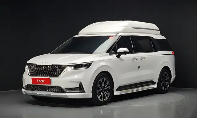 KIA CARNIVAL NOBLESSE 2023