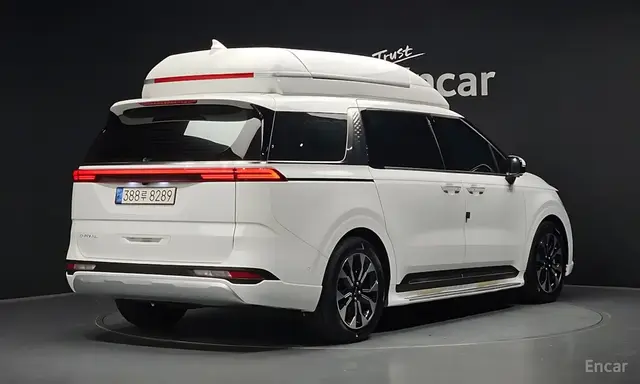 KIA CARNIVAL NOBLESSE 2023