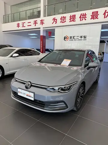 VOLKSWAGEN GOLF 280TSI DSG PRO 2022