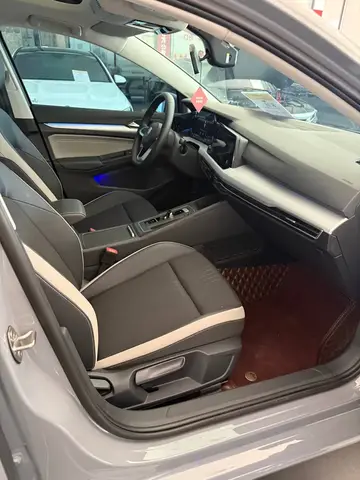 VOLKSWAGEN GOLF 280TSI DSG PRO 2022