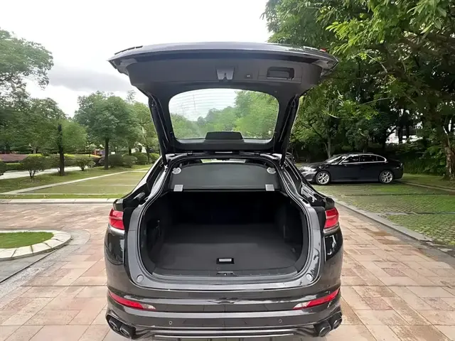 GEELY XINGYUE 2.0T AT LIGHTNING EDITION (МАКСИМАЛЬНАЯ 2WD) 2022