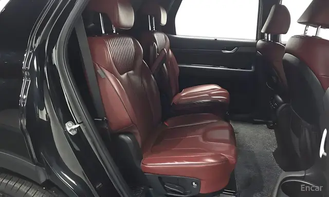 HYUNDAI PALISADE 2.2D AT PRESTIGE (РЕСТАЙЛИНГ С ТОПОВЫМ ПАКЕТОМ COMFORT) 2022