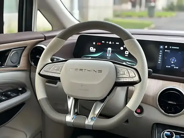 DONGFENG FORTHING YACHT 1.5T DCT WAVE CHASER EDITION (НА МАКСИМАЛЬНОМ ЗАВОДСКОМ ДООСНАЩЕНИИ) 2023