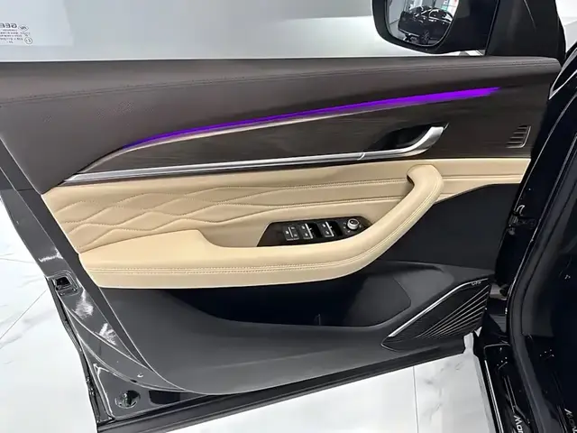 GEELY XINGYUE L 2025