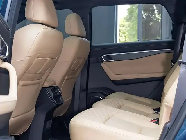 GEELY HAOYUE L 2.0T 7DCT FLAGSHIP EDITION (МАКСИМАЛЬНАЯ 7 МЕСТ) 2023