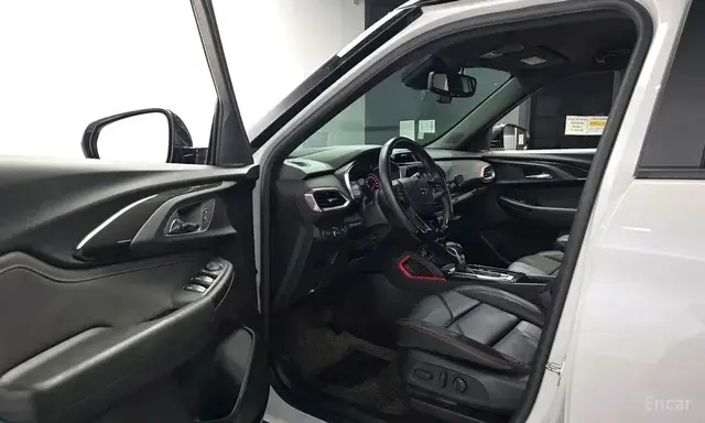 CHEVROLET TRAILBLAZER 1.3T AT 4WD RS С ПАКЕТОМ PREMIUM 2022