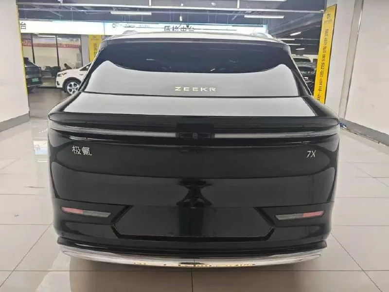 ZEEKR 7X 2024