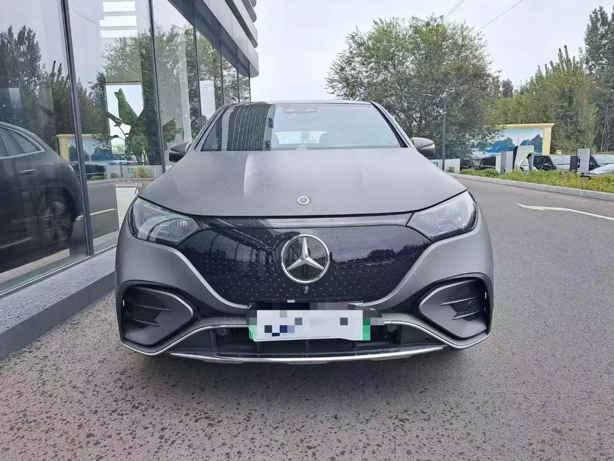 MERCEDES-BENZ EQE 350 2023