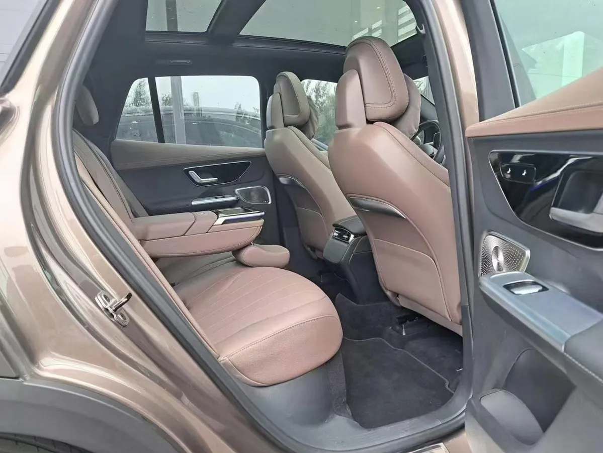 MERCEDES-BENZ EQE 350 2023