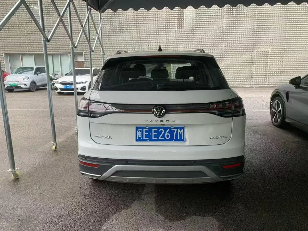 VOLKSWAGEN TAYRON 2022