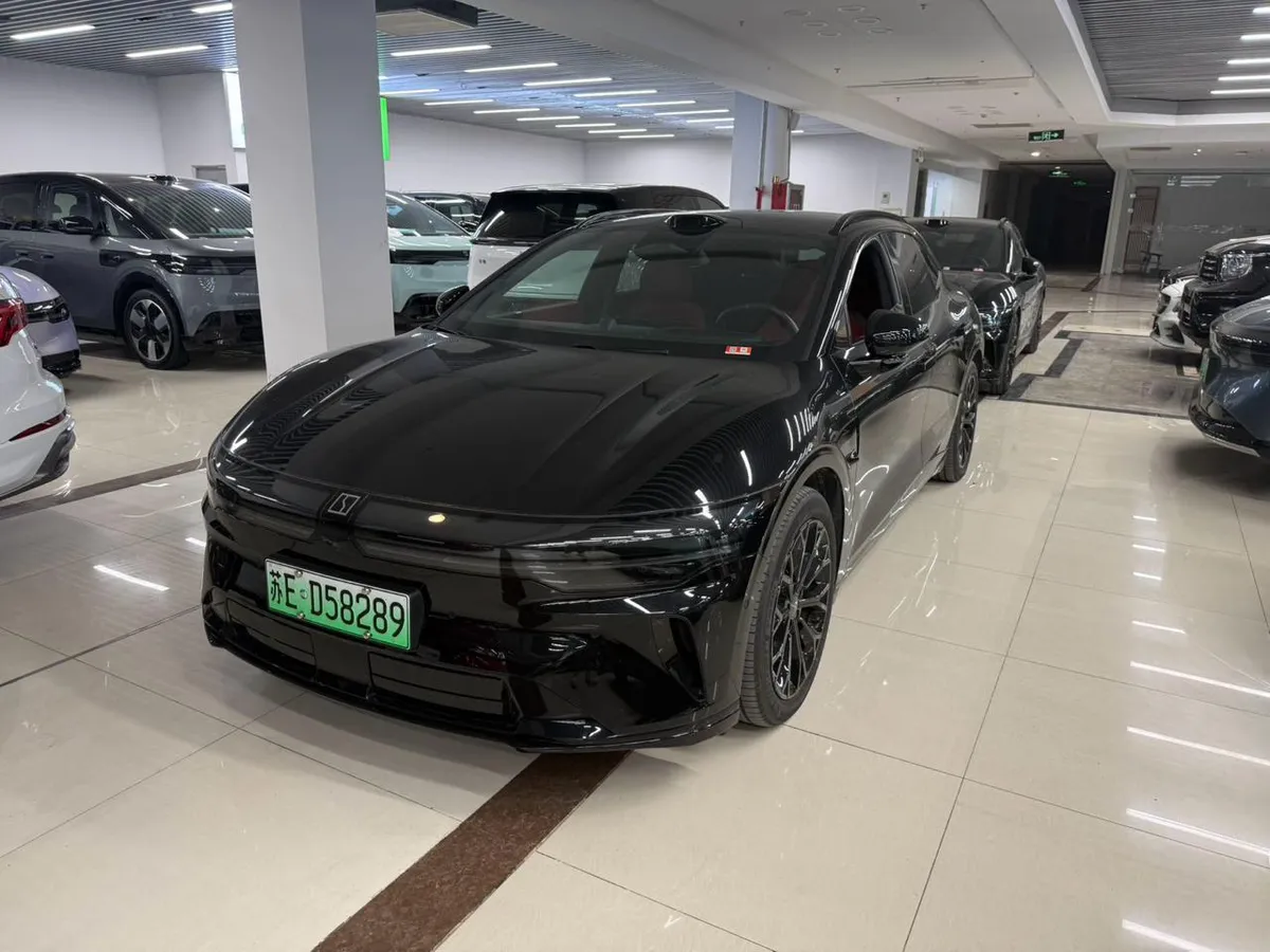 ZEEKR 007GT СВЕТОДИОДНЫЕ ФАРЫ 2025