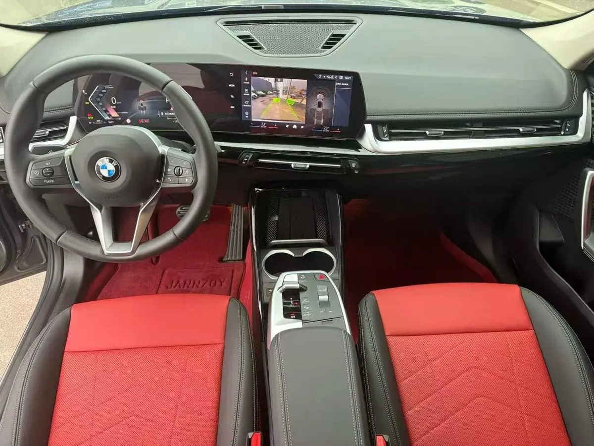 BMW X1 МУЛЬТИРУЛЬ 2024