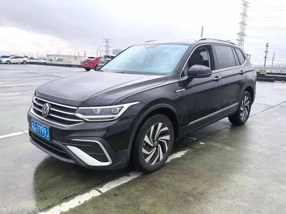 VOLKSWAGEN TIGUAN L МУЛЬТИРУЛЬ 2023