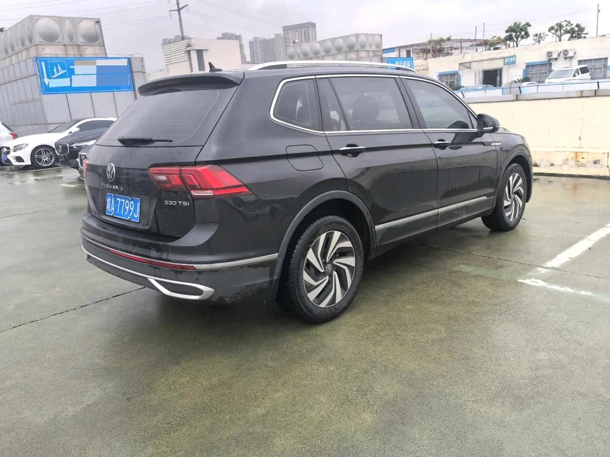 VOLKSWAGEN TIGUAN L МУЛЬТИРУЛЬ 2023