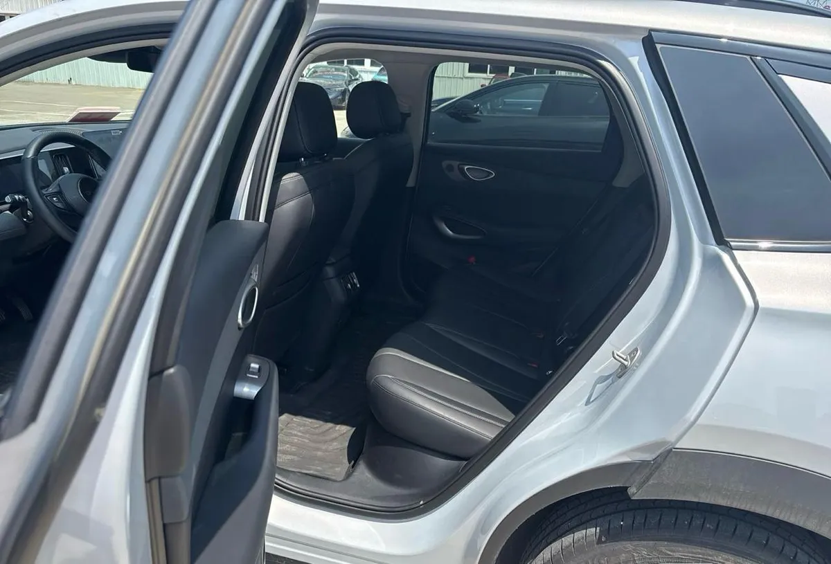 BYD SEALION 05 EV 2025
