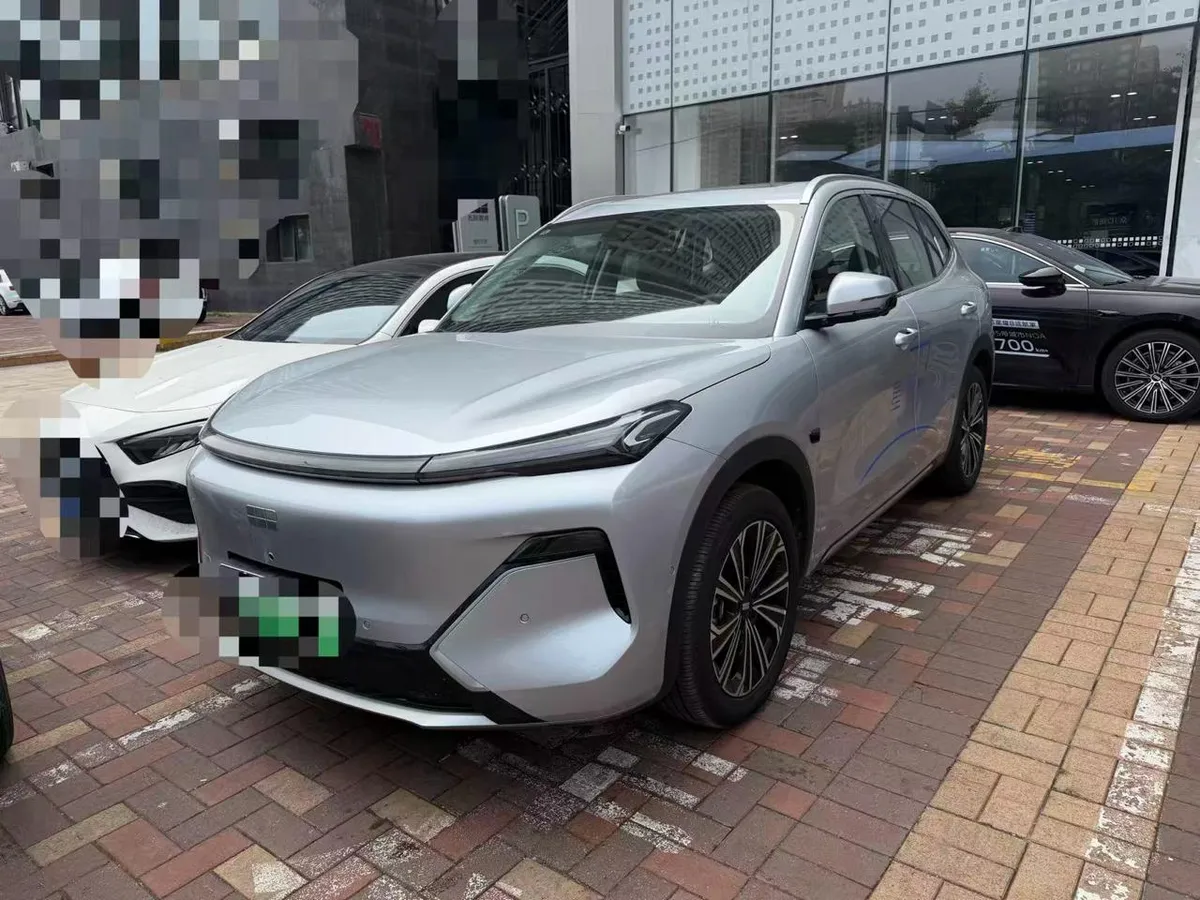 GEELY GALAXY STARSHIP EM-I GALAXY STARSHIP 7 EM-I 2025
