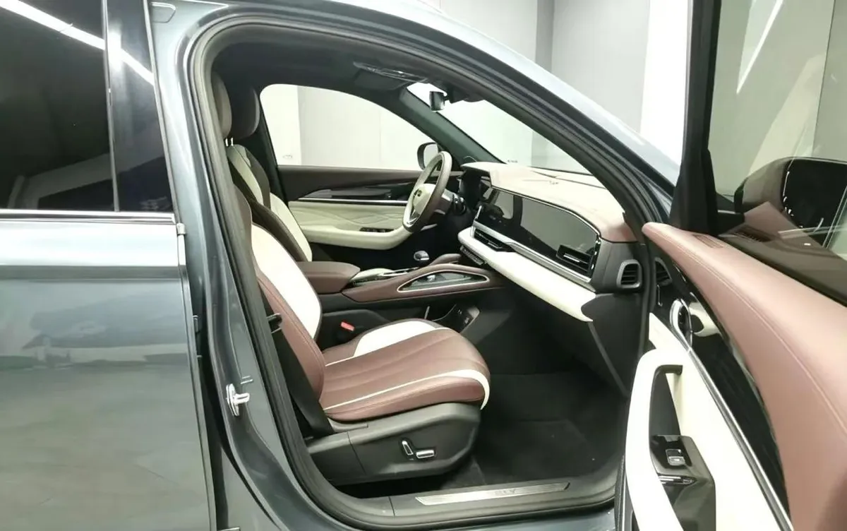 GEELY MONJARO PREMIUM 2022