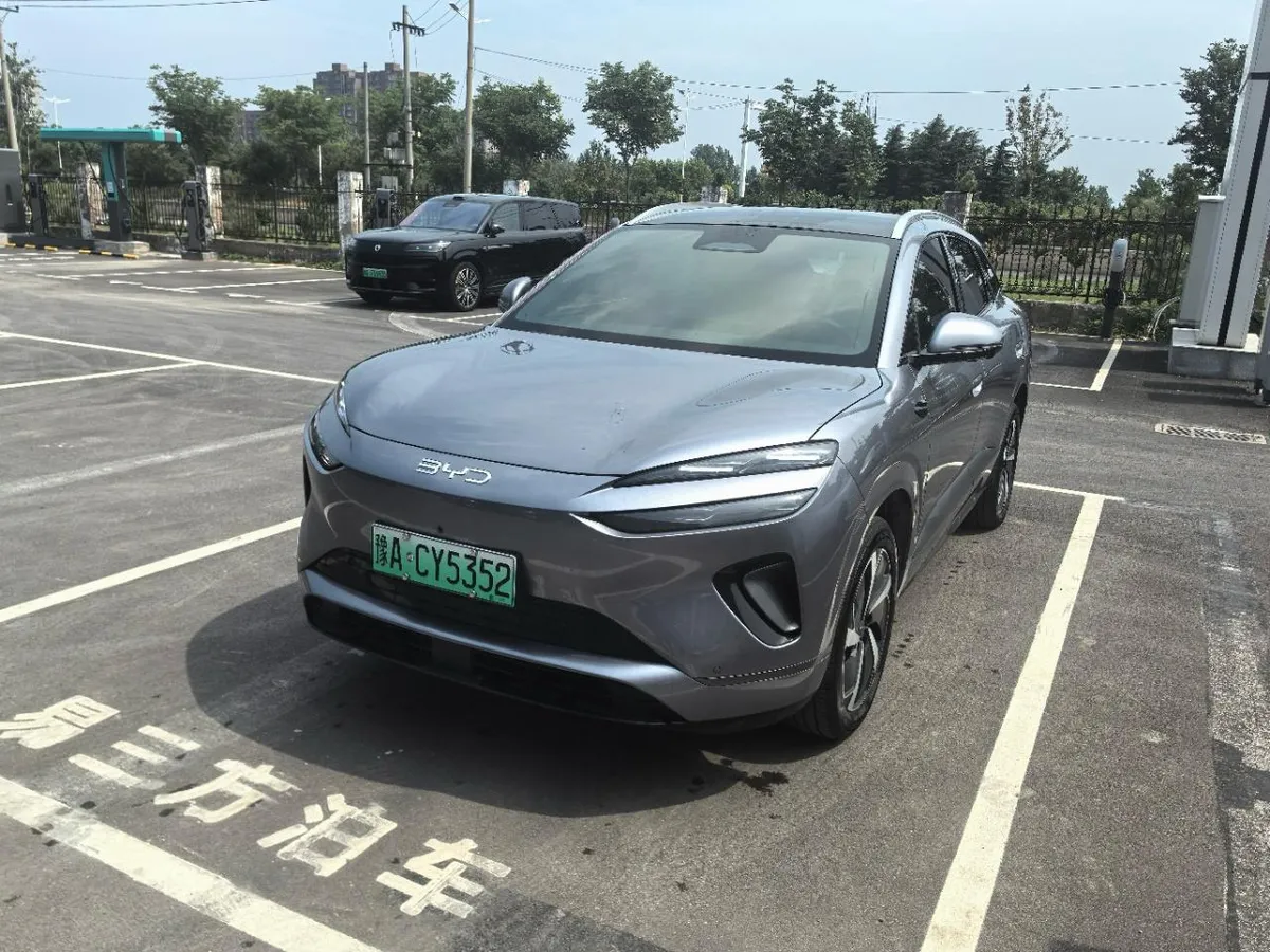 BYD SEALION 06 EV 2025
