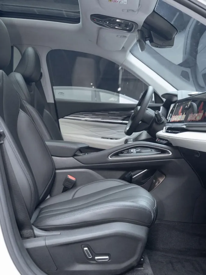 GEELY MONJARO FLAGSHIP 2023