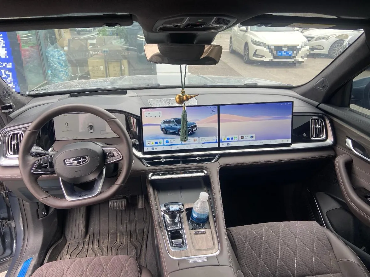 GEELY XINGYUE L 2025