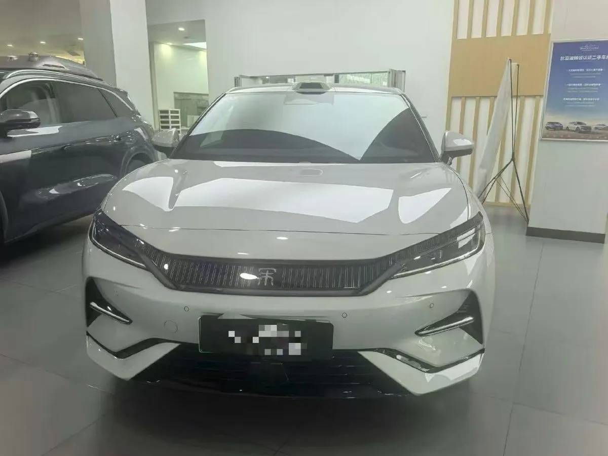 BYD SONG L EV 2025