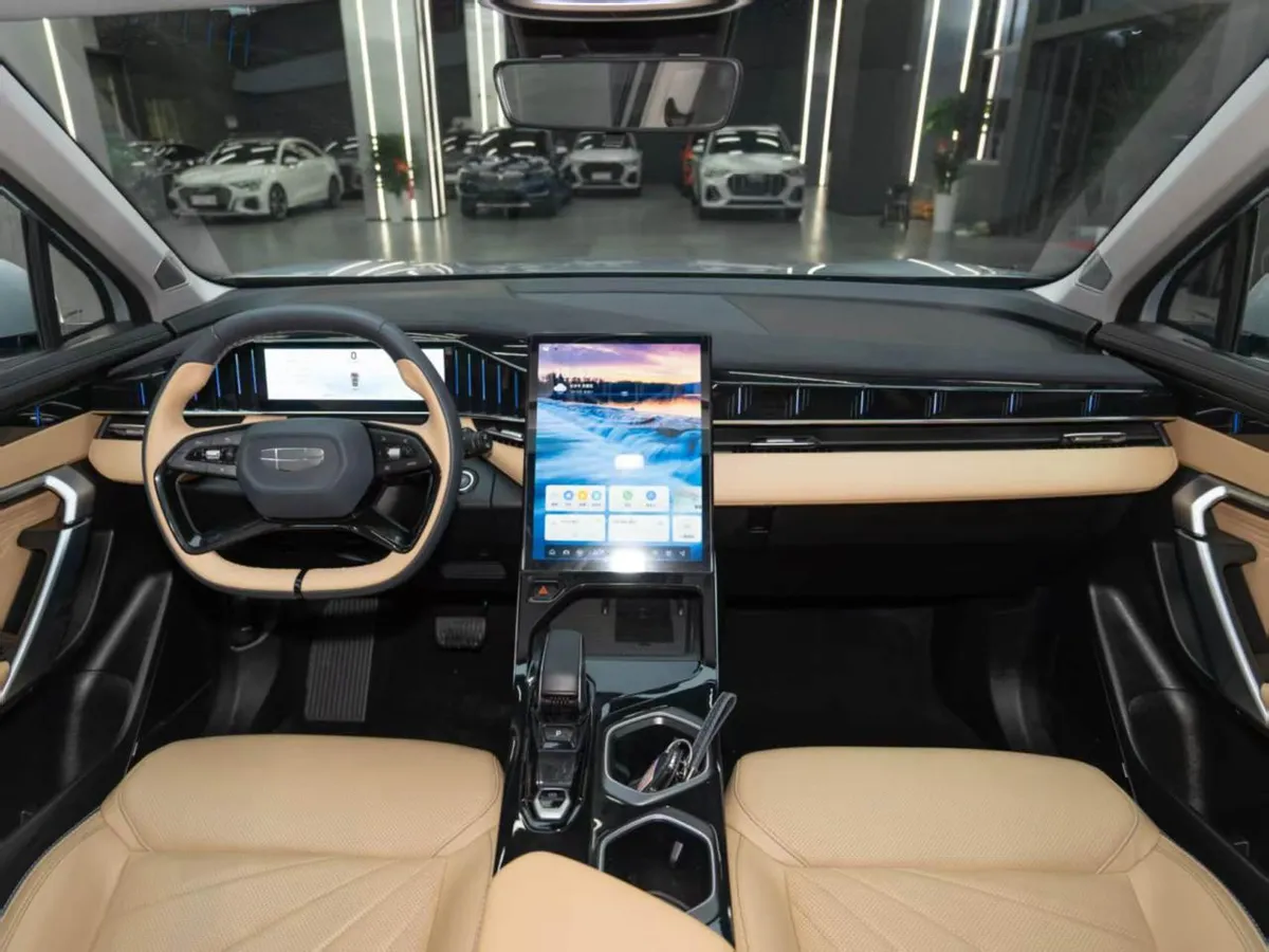 GEELY BOYUE L 2023 BOYUE L 1 2022
