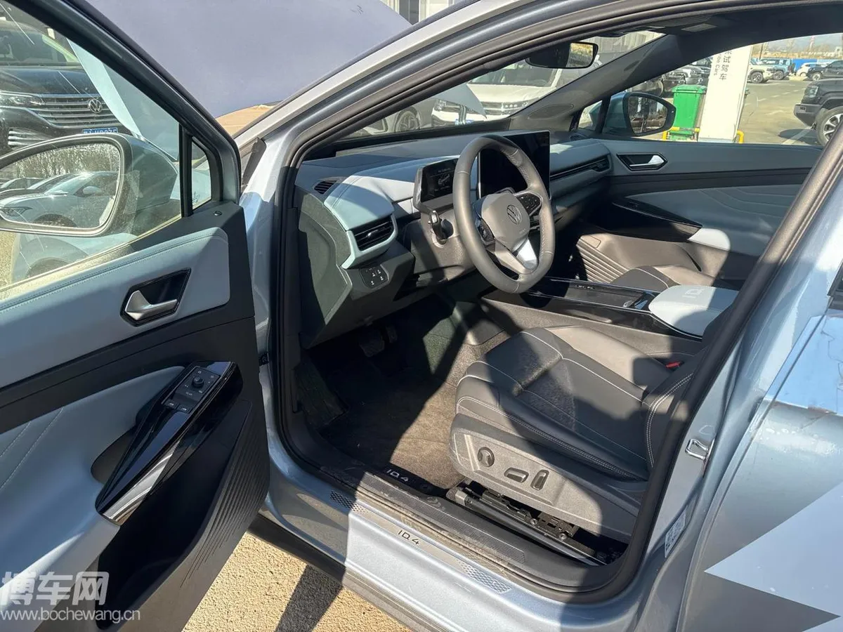 VOLKSWAGEN ID 2024