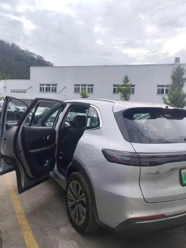 GEELY GALAXY STARSHIP 7 PHEV 2025