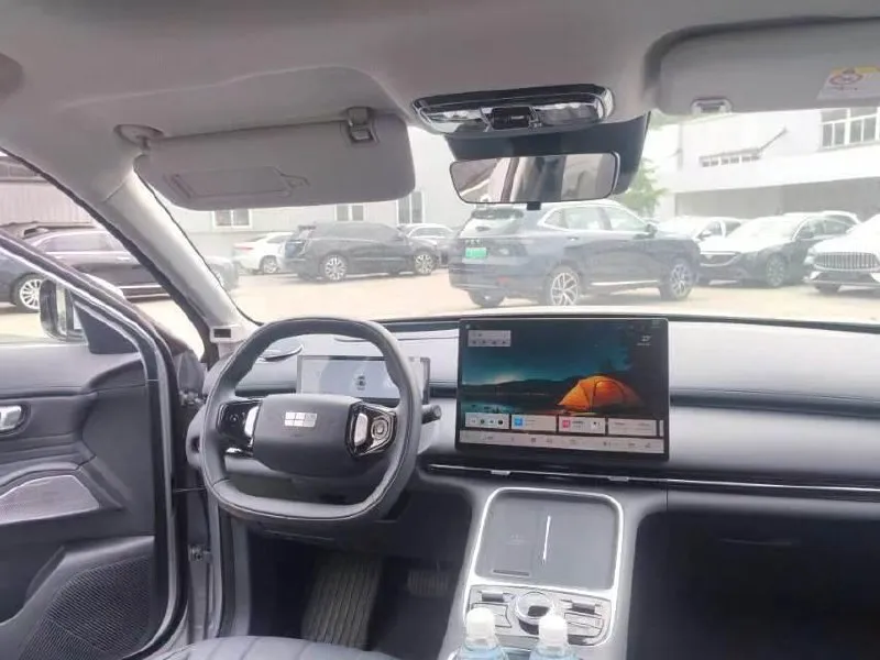 GEELY GALAXY STARSHIP 7 PHEV 2025