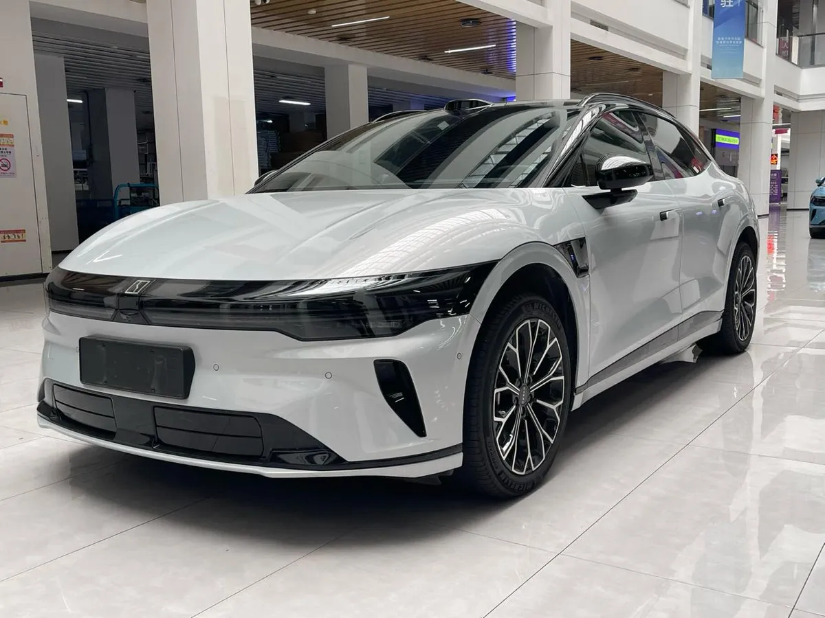 ZEEKR 007 KWH 007 GT 75 KWH 2025