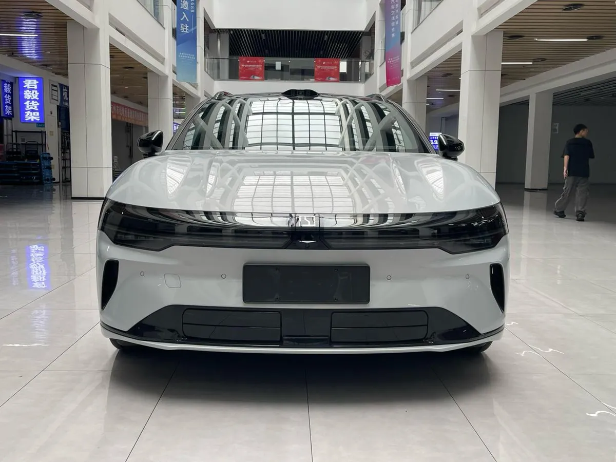 ZEEKR 007 KWH 007 GT 75 KWH 2025