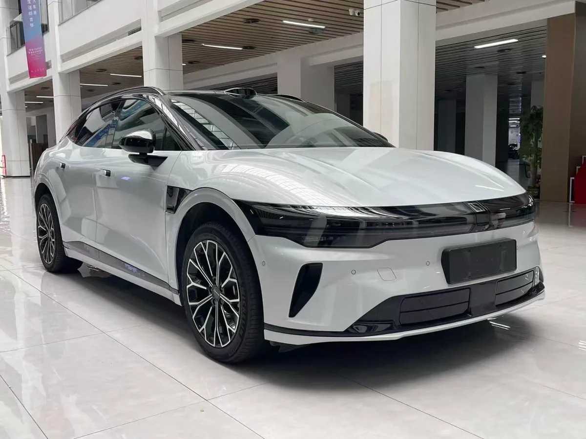 ZEEKR 007 KWH 007 GT 75 KWH 2025